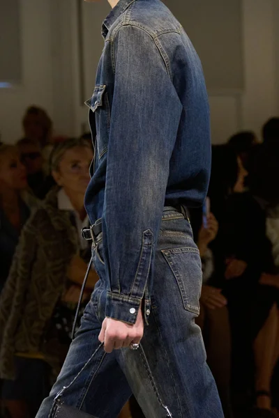 Look 105